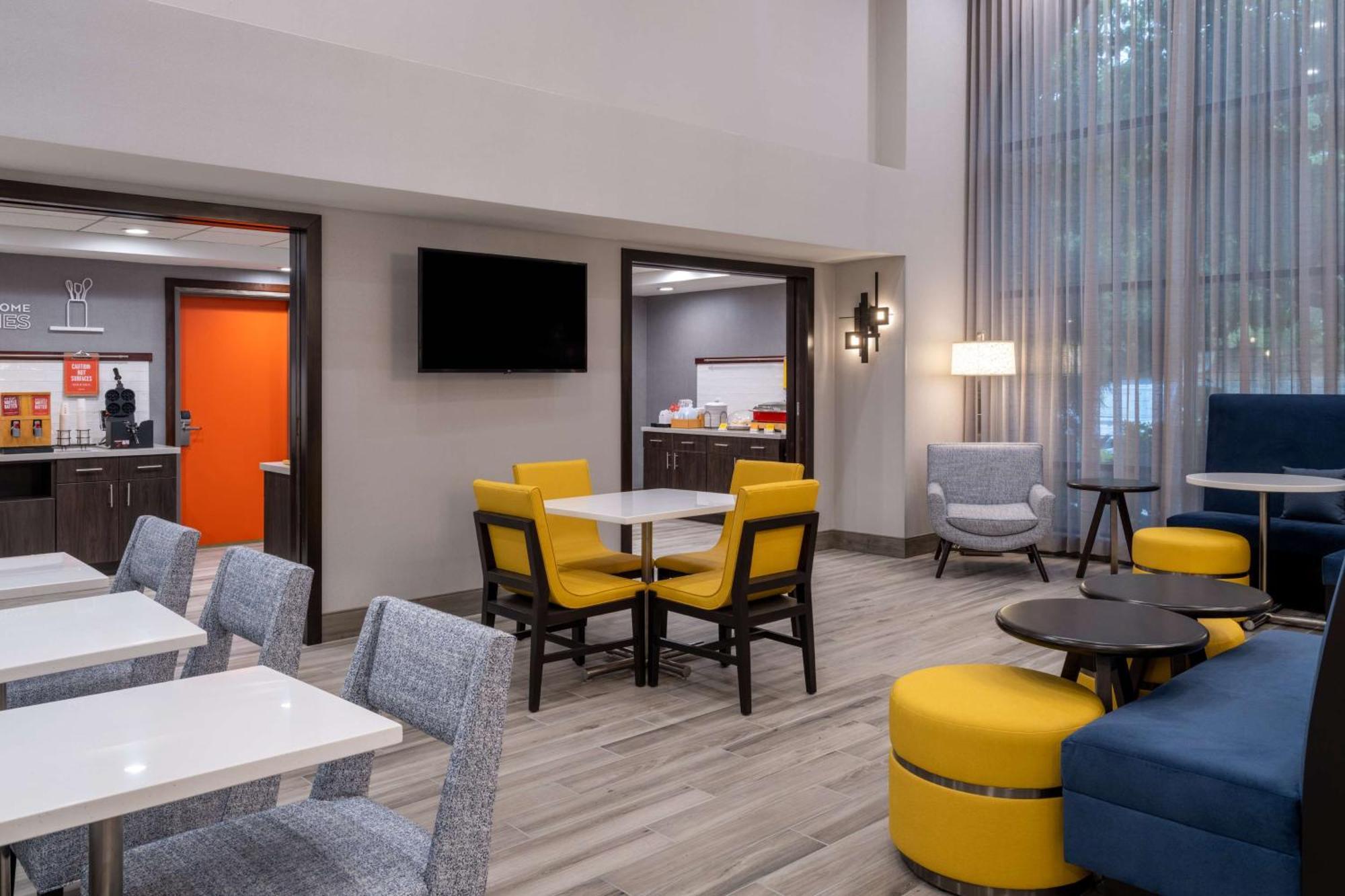 Hotel Hampton & Agoura Hills