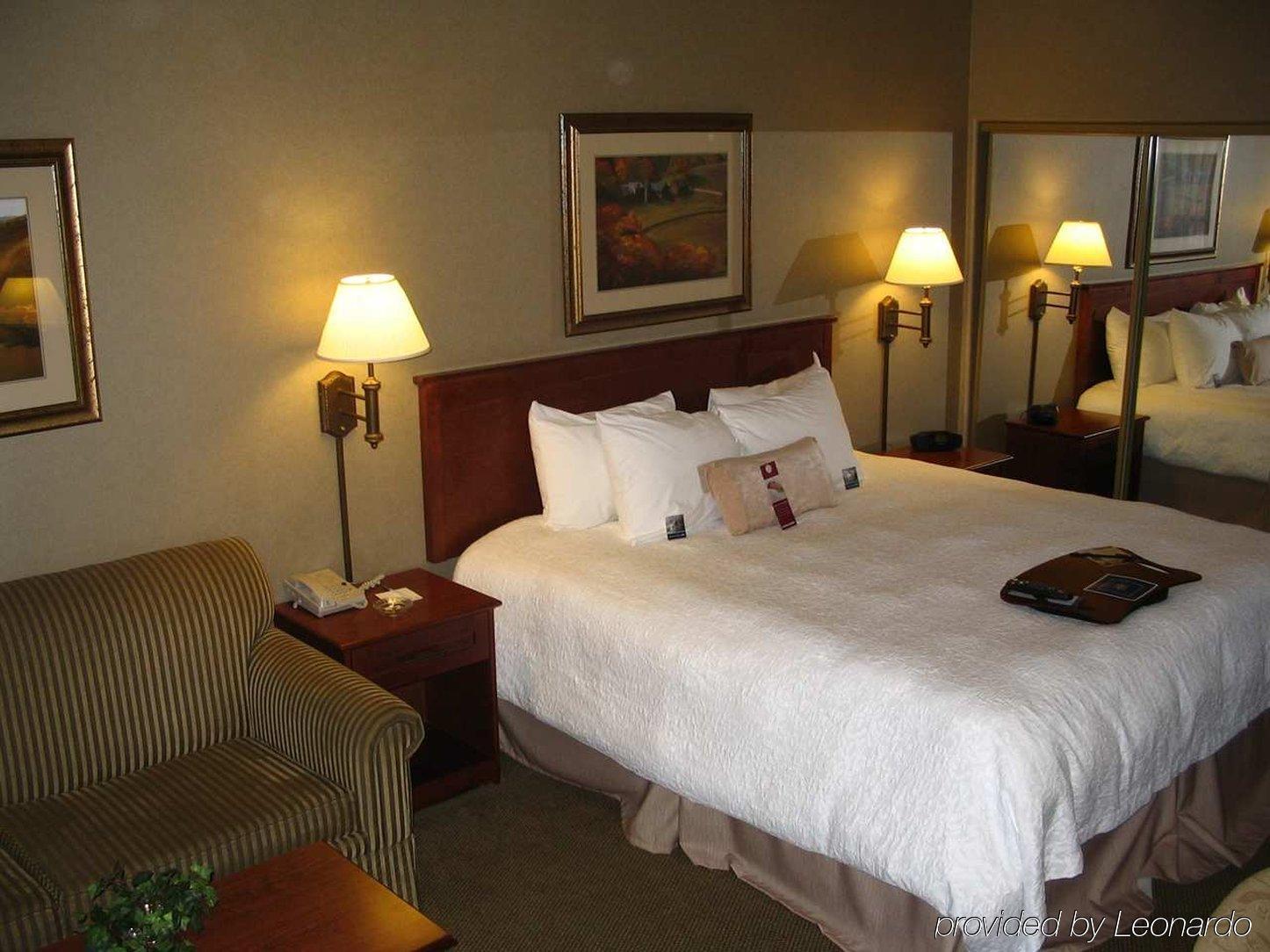 Hotel Hampton & 3*